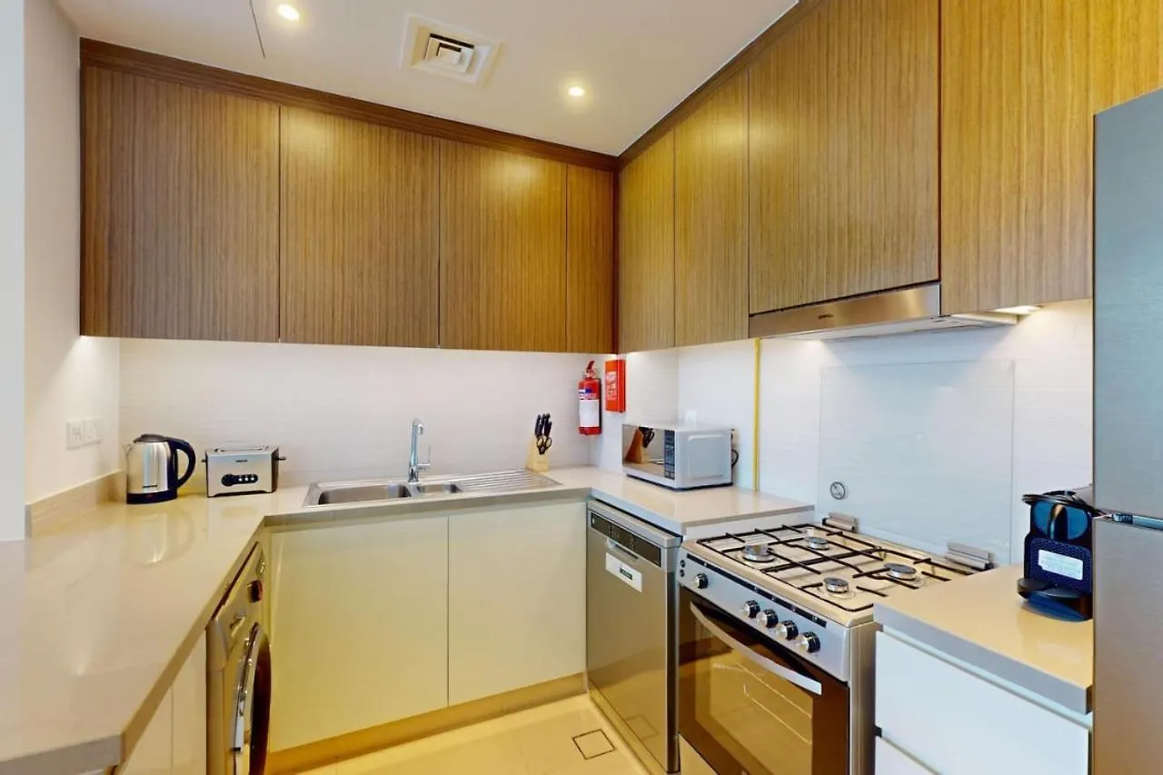 5242 Tower 2 - Chic Two Bedroom 두바이 0*,  아랍에미리트